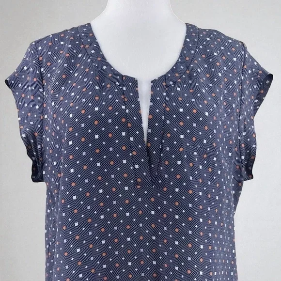 Joie Ryanna 100% Silk Blouse – Navy / Multi Geometric – Size M - Picture 3 of 9